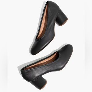 Madewell “Reid” black leather round toe pump size 5, NEW Condition